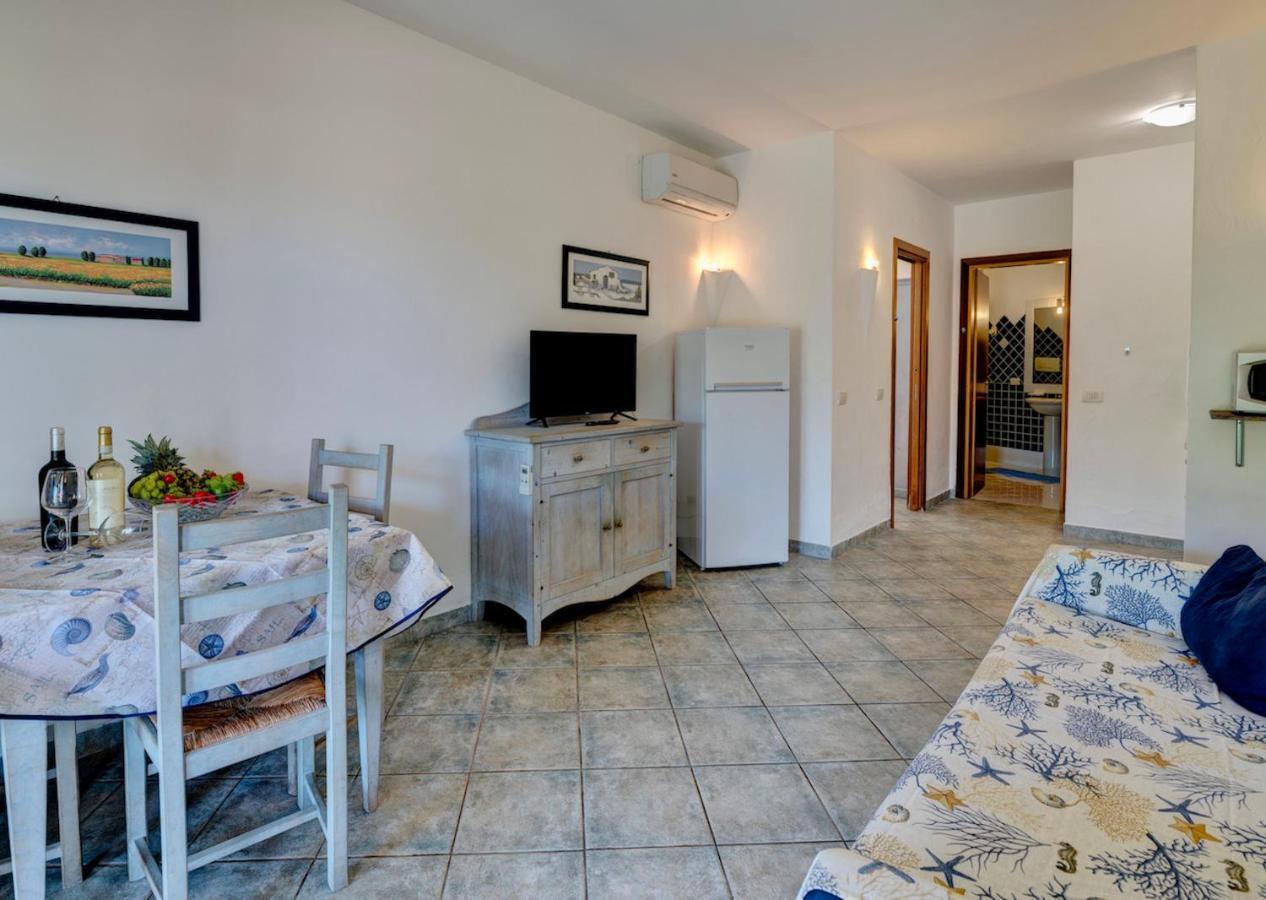 Residence Con Piscina A Palau, A Soli 150 Mt. Dal Mare Exterior foto